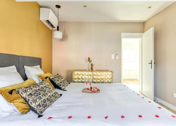 Apartament Le 11 Jacuzzi Avec Terrasses Clim Netflix Parking